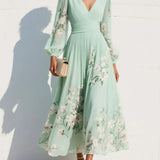 Helga - Robe maxi plissée en chiffon avec motif floral